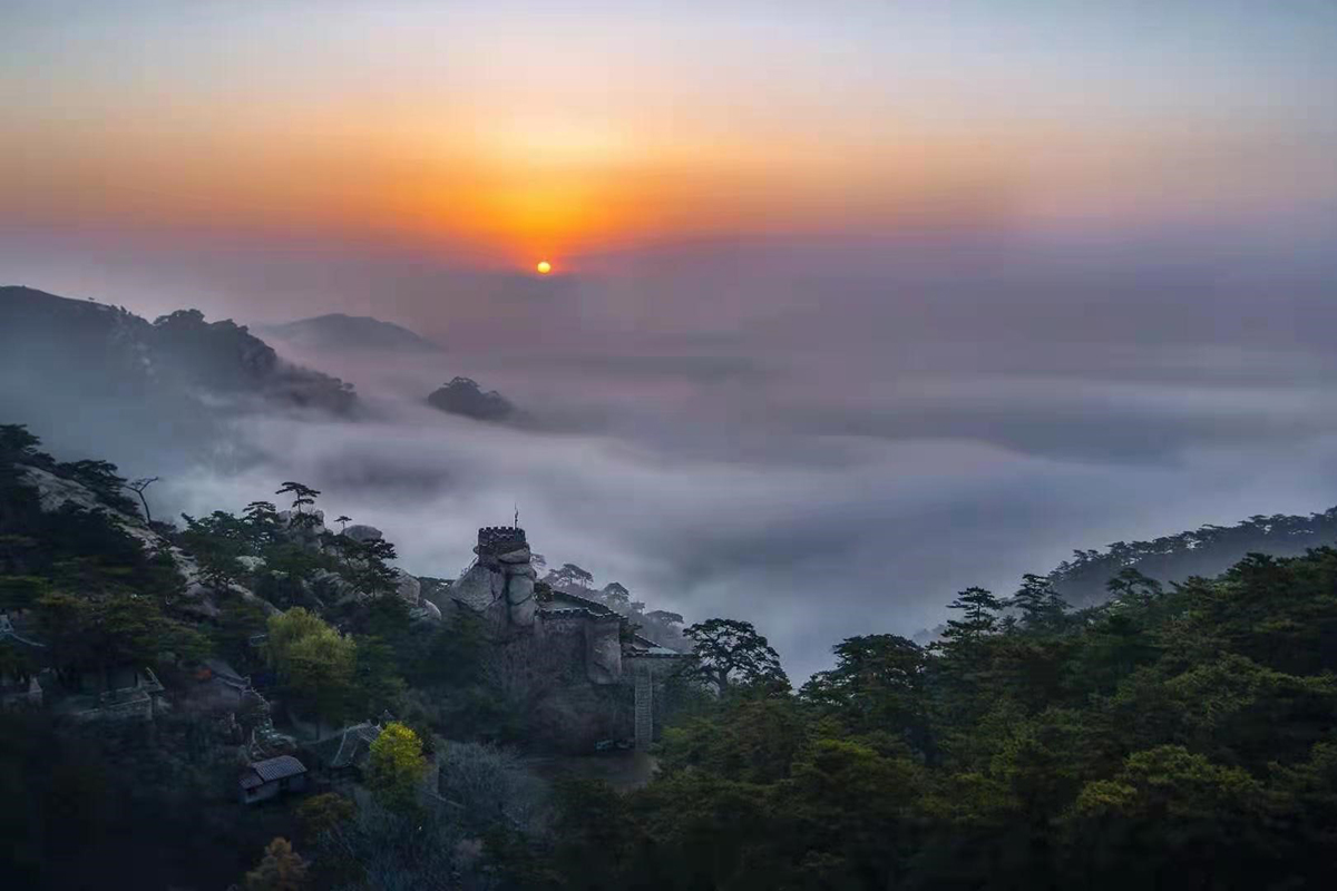 平凡的我们愿与怨  万千惆怅和浮梦一场