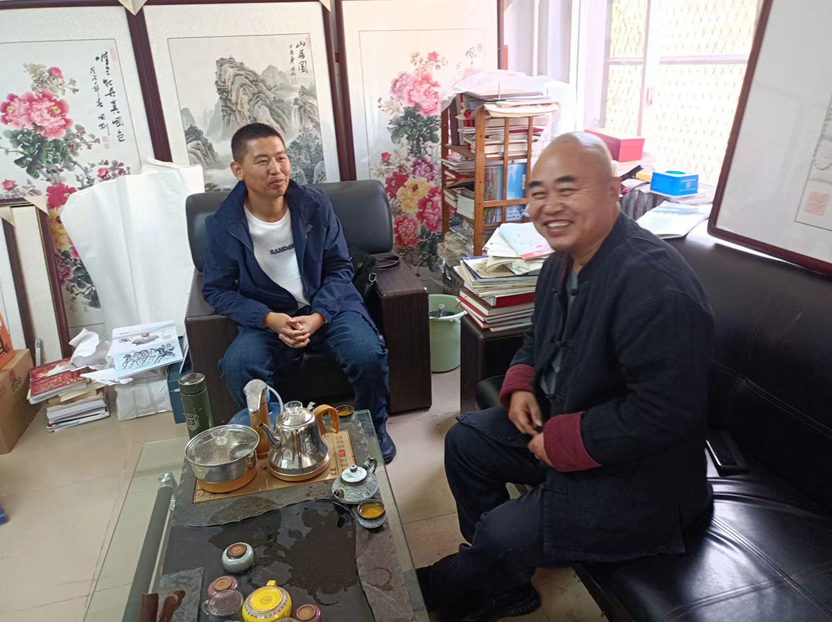 以文会友 画家与作家相会 教育创作者受启发