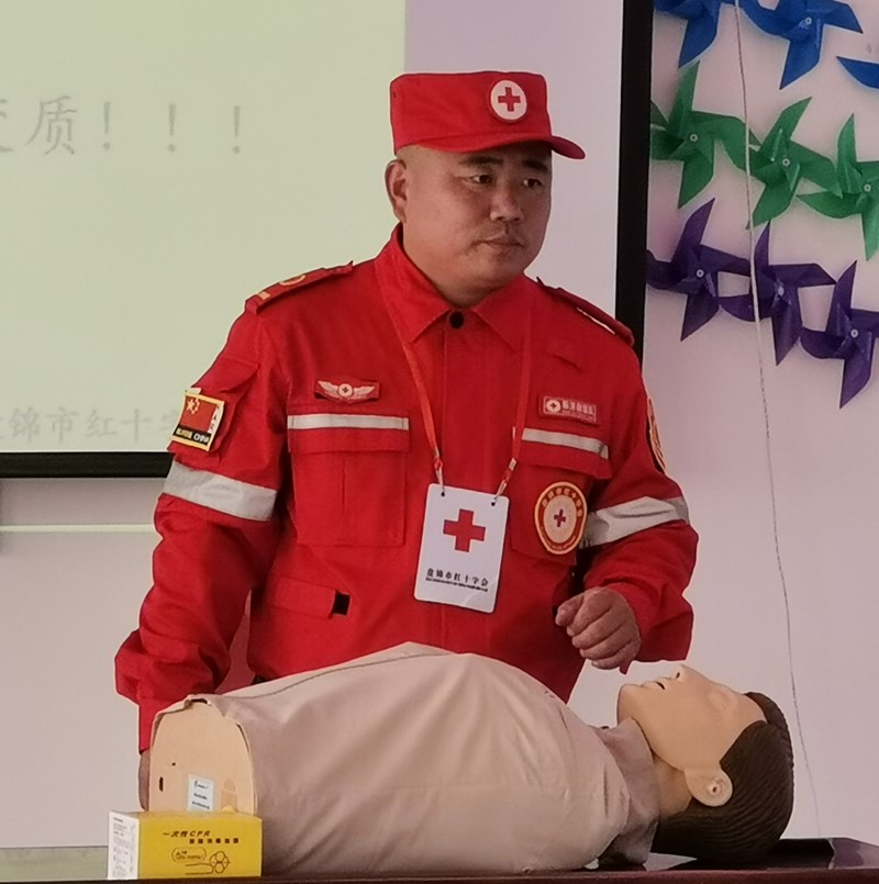 志愿者王宏：红十字赈济救援 尽赈济所能 教人人自救