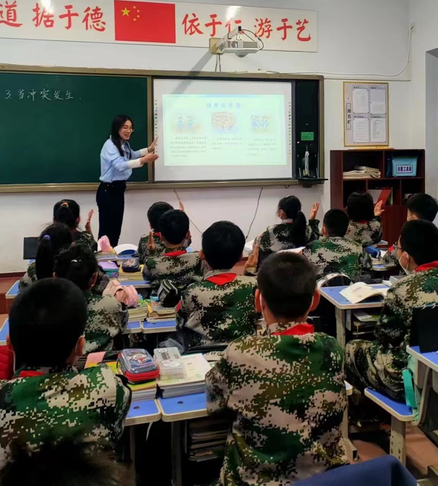 聚焦“六步两环”,教研员到校点迷津