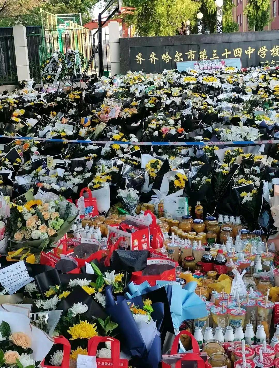 报道人祸,“谁该负责”的追问不能缺席