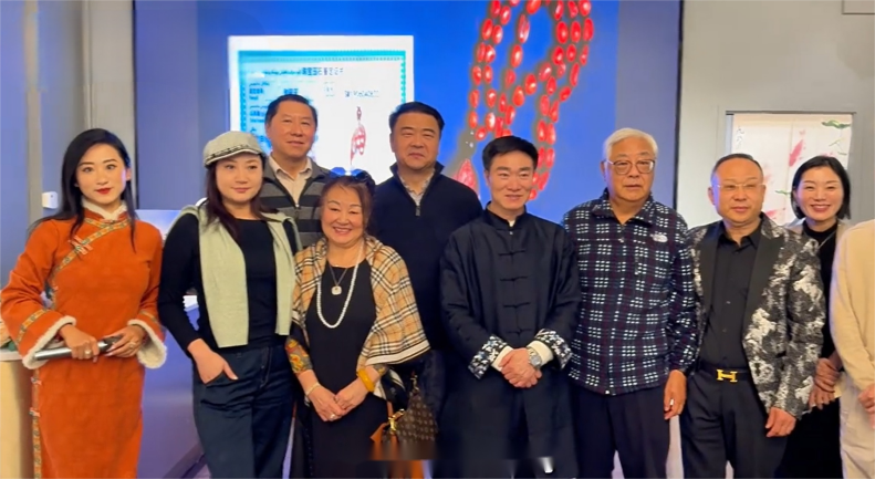 世界艺术家协会主席王余根博士国际艺展圆满举办